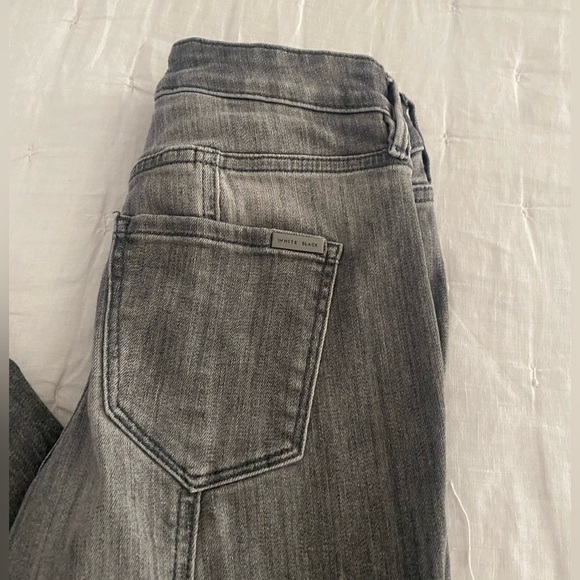 White House Black Market Slim Ankle Jean - Picture 7 of 10